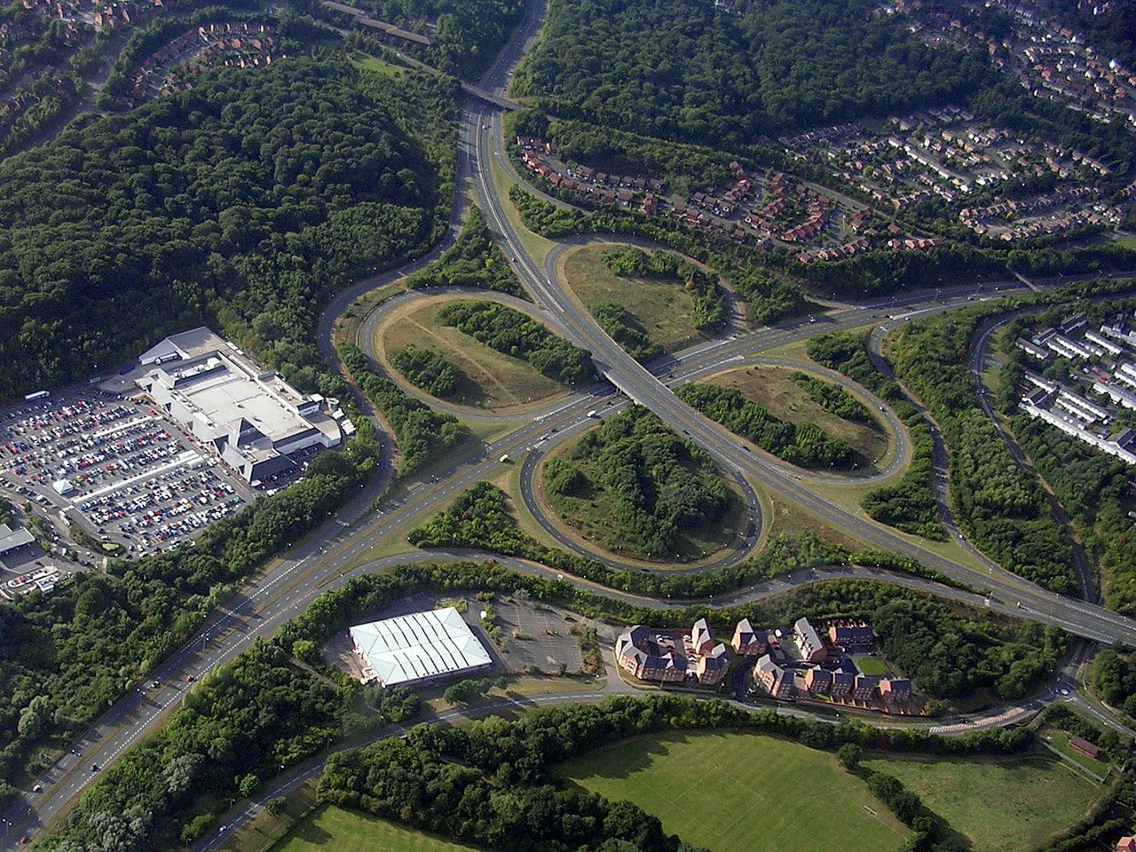 An image of a road in Redditch